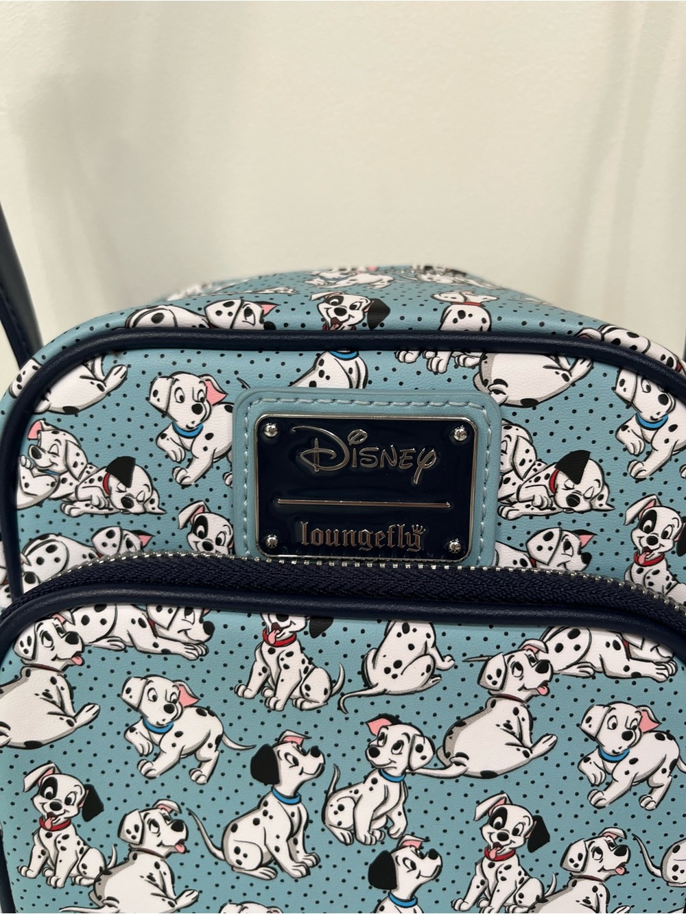 Loungefly Disney 101 Dalmatians Light Blue Crossbody Bag - Picture 5 of 13